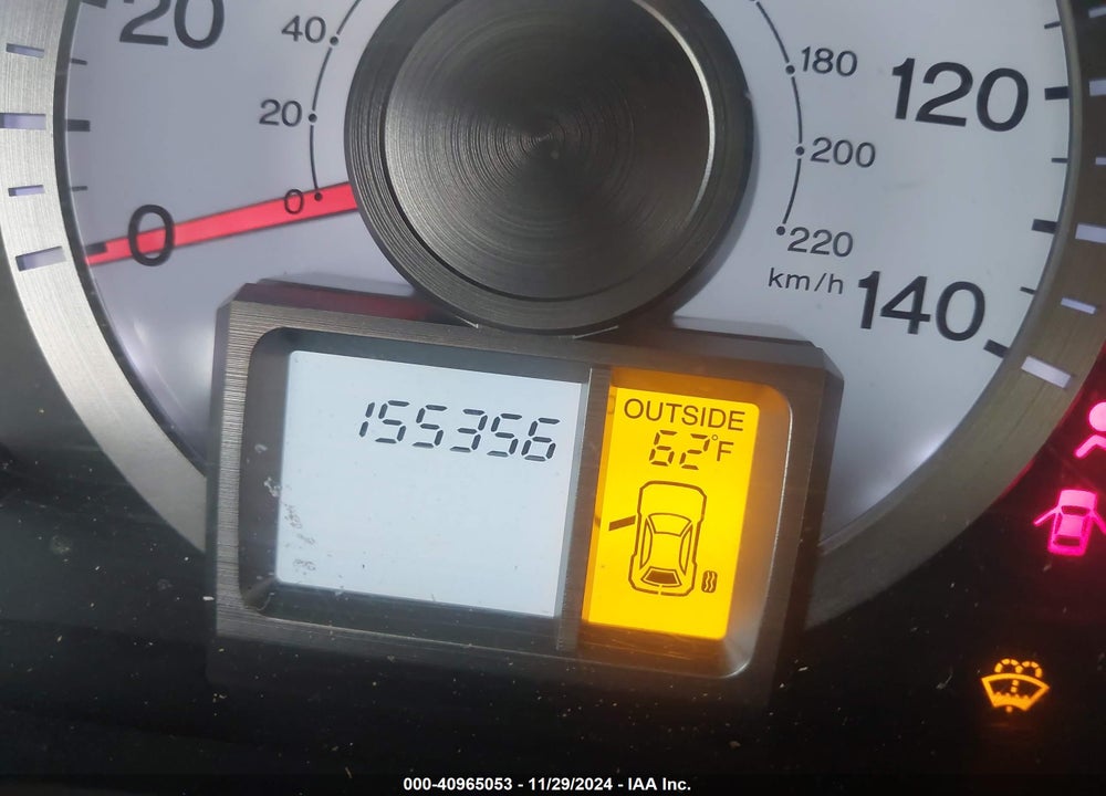 2011 HONDA PILOT EX-L VIN: 5FNYF4H52BB037290