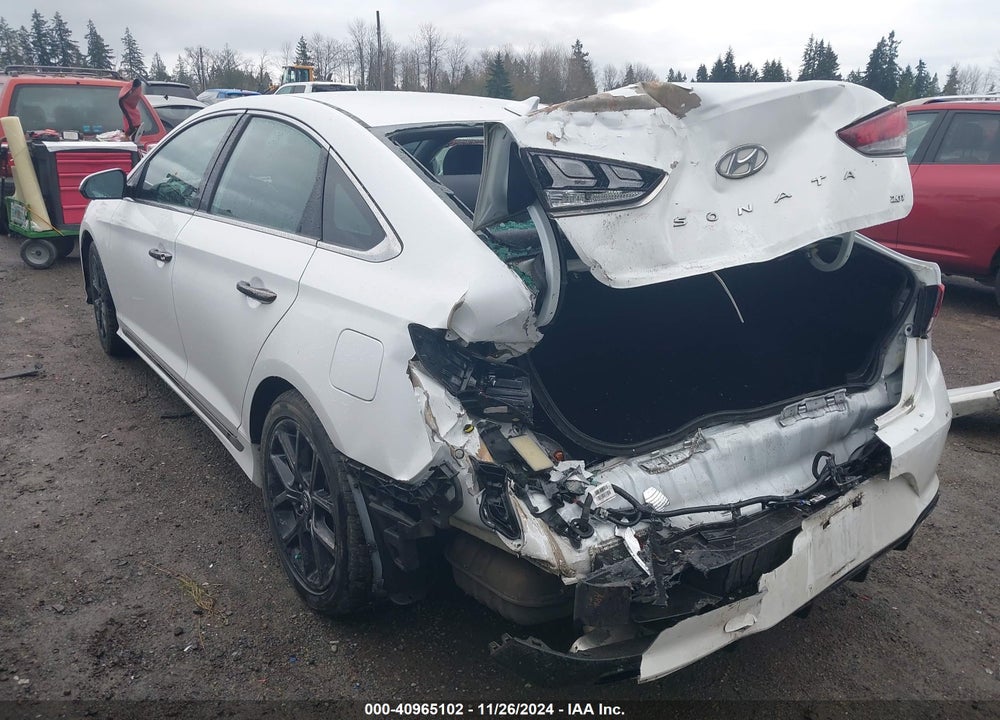 2018 HYUNDAI SONATA SPORT 2.0T VIN: 5NPE34AB6JH660634