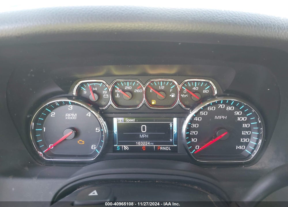 2019 CHEVROLET SUBURBAN LT VIN: 1GNSCHKCXKR124367