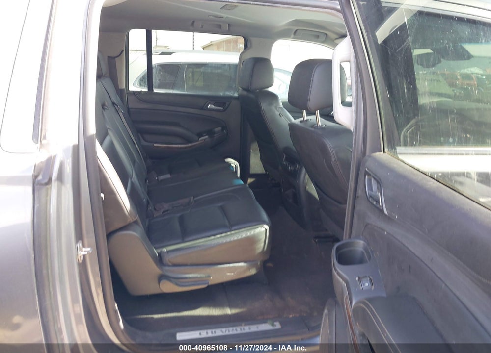 2019 CHEVROLET SUBURBAN LT VIN: 1GNSCHKCXKR124367