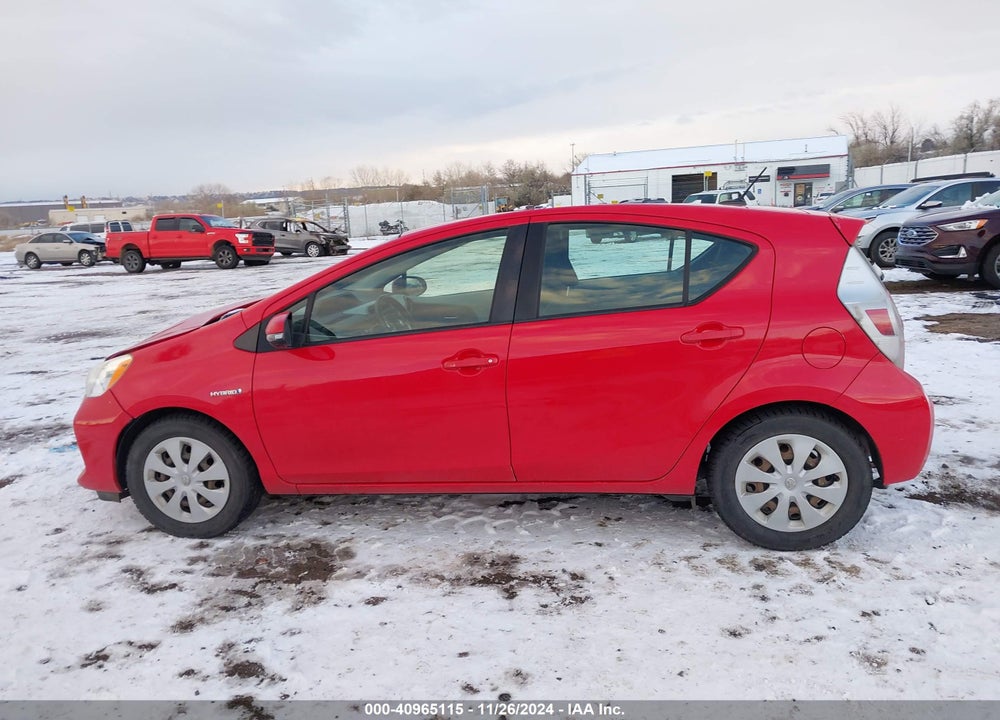 2012 TOYOTA PRIUS C THREE VIN: JTDKDTB35C1506086