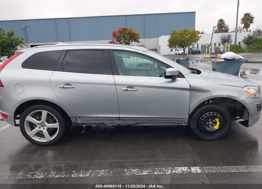 2013 VOLVO XC60 T6 VIN: YV4902DZ3D2429409