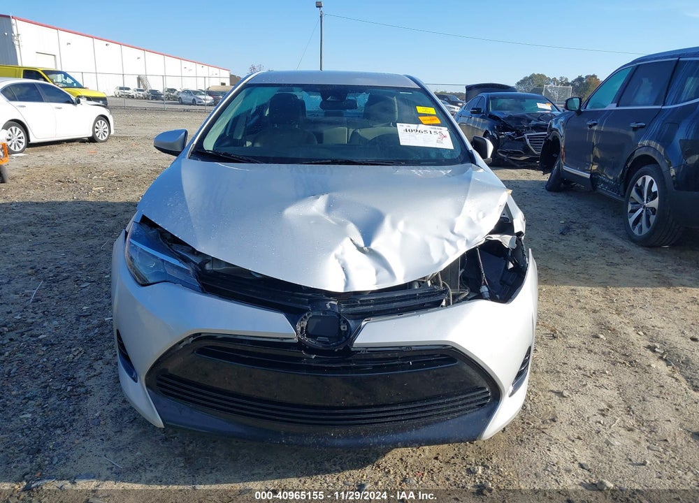 2018 TOYOTA COROLLA LE VIN: 5YFBURHE8JP848247