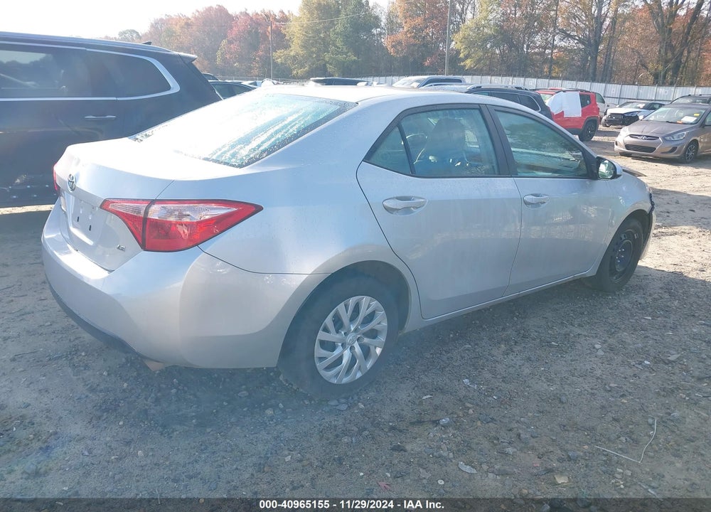2018 TOYOTA COROLLA LE VIN: 5YFBURHE8JP848247