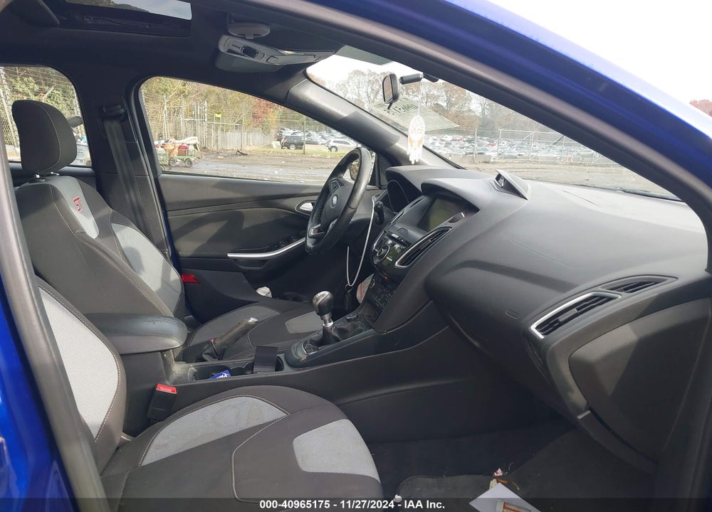 2015 FORD FOCUS ST VIN: 1FADP3L96FL338511