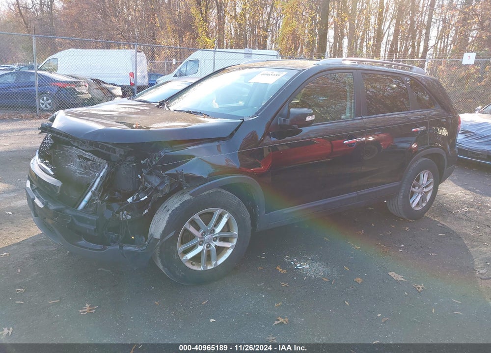 2014 KIA SORENTO LX VIN: 5XYKT4A67EG482624