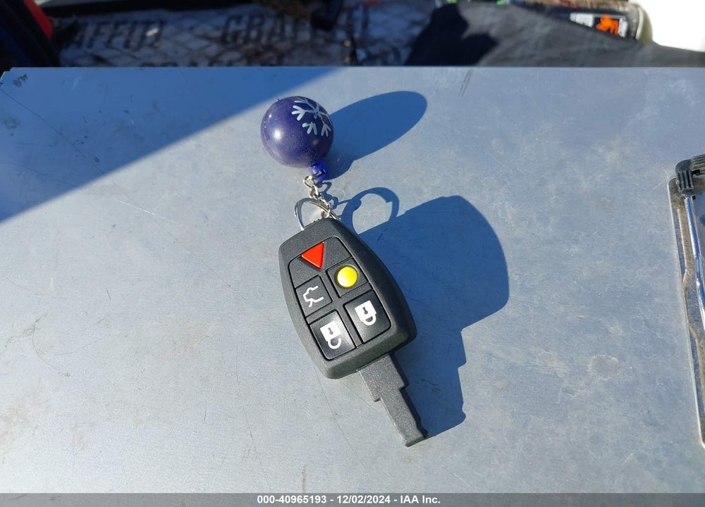 2006 VOLVO C70 T5 VIN: YV1MC68246J005569