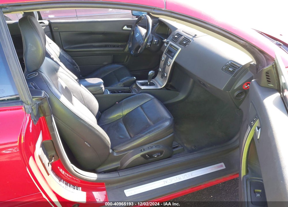 2006 VOLVO C70 T5 VIN: YV1MC68246J005569