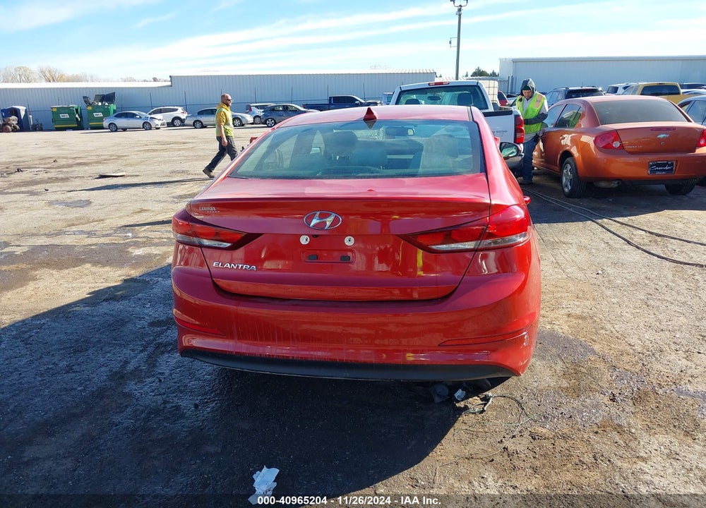 2018 HYUNDAI ELANTRA VIN: 5NPD84LF0JH389969