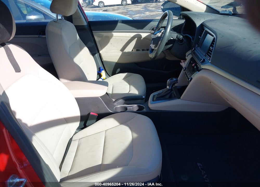 2018 HYUNDAI ELANTRA VIN: 5NPD84LF0JH389969