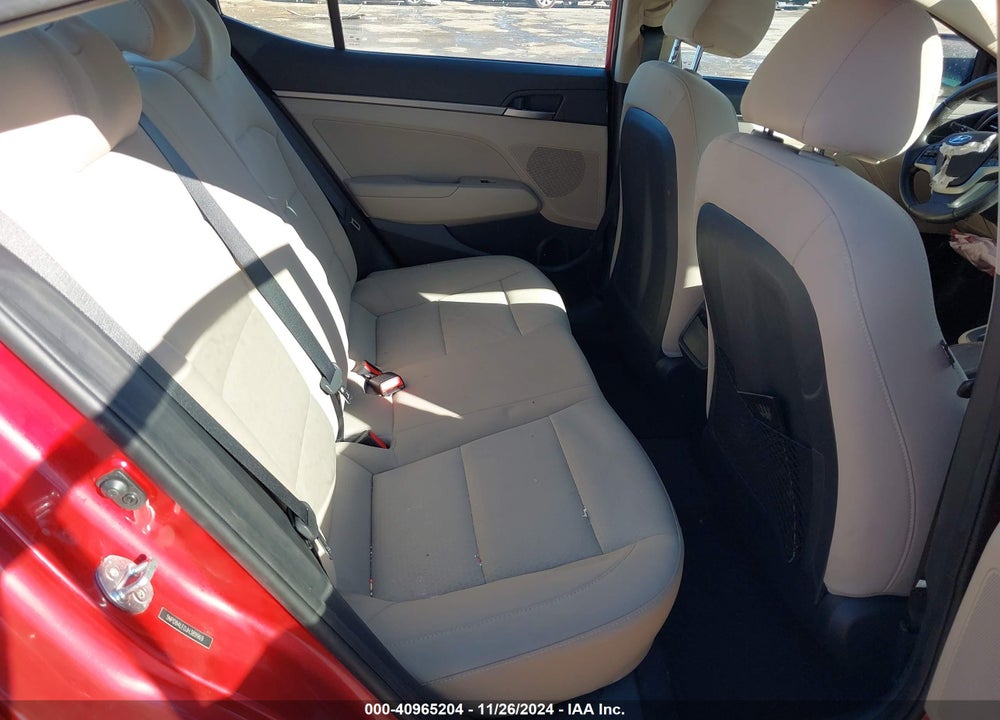 2018 HYUNDAI ELANTRA VIN: 5NPD84LF0JH389969