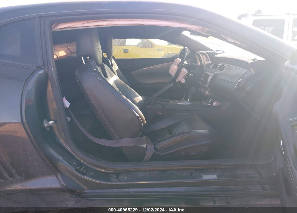2014 CHEVROLET CAMARO VIN: 2G1FC1E32E9302129