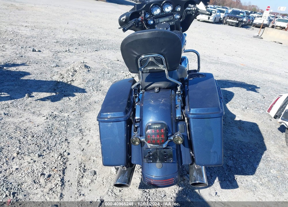 2009 HARLEY-DAVIDSON FLHX VIN: 1HD1KB4109Y671744