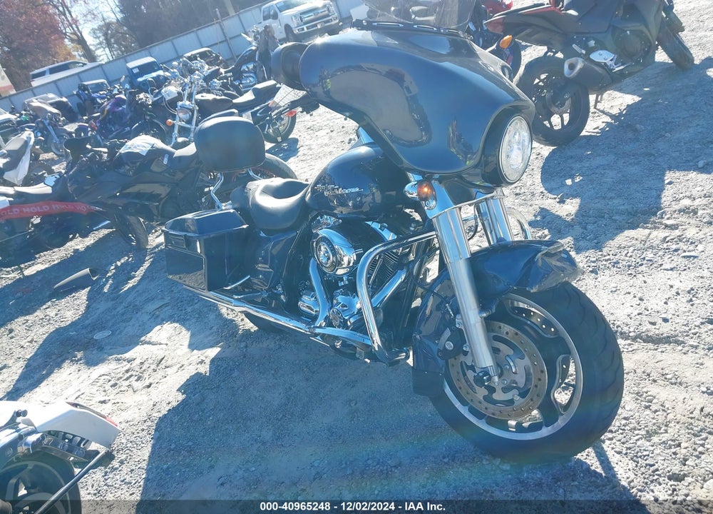 2009 HARLEY-DAVIDSON FLHX VIN: 1HD1KB4109Y671744