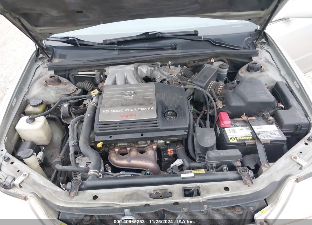 2001 TOYOTA AVALON XL VIN: 4T1BF28B21U138637