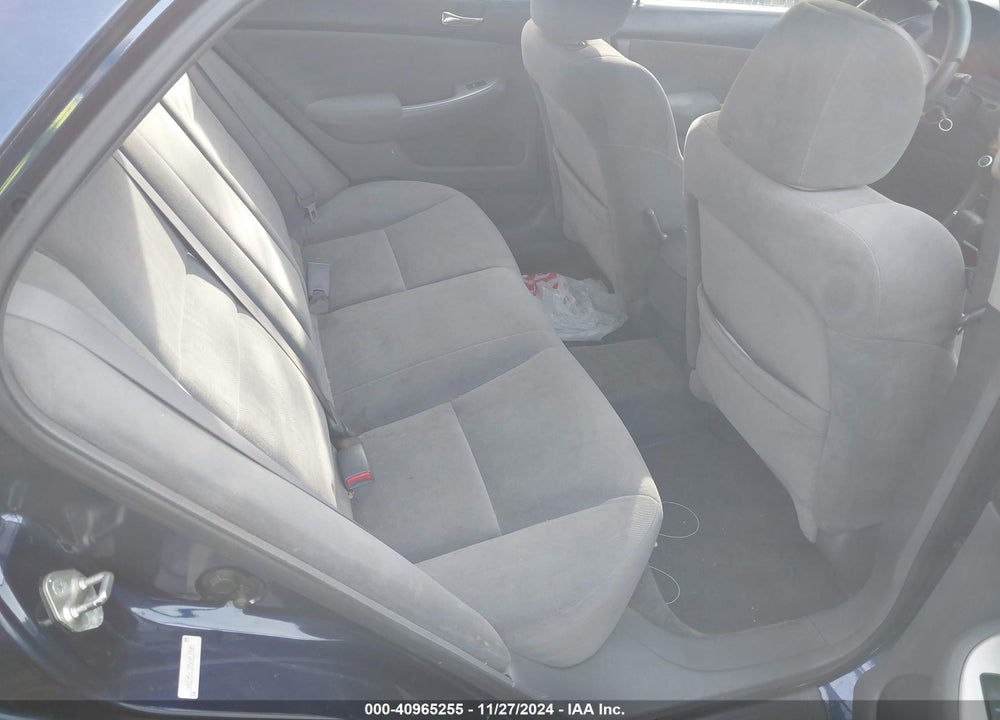 2005 HONDA ACCORD 2.4 EX VIN: 1HGCM567X5A012405