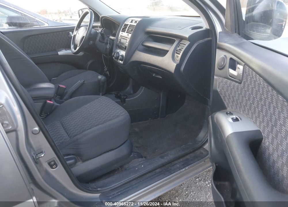 2007 KIA SPORTAGE LX V6 VIN: KNDJF723X77360249