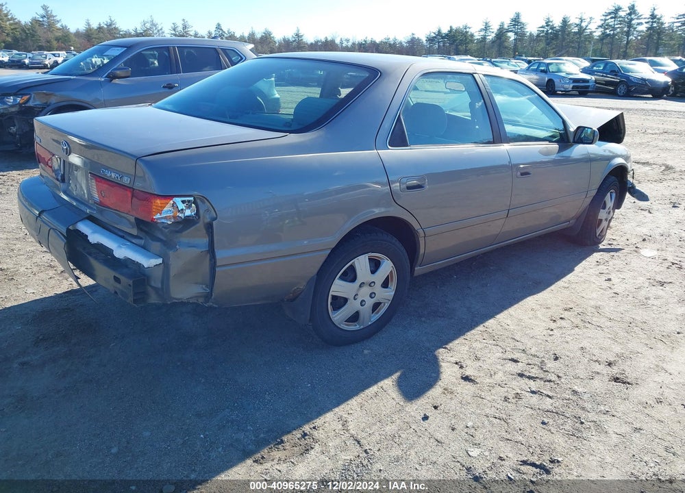 2001 TOYOTA CAMRY LE VIN: 4T1BG22K41U080696
