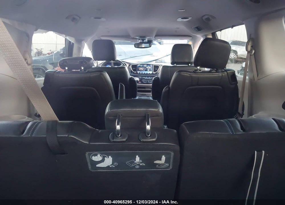 2021 CHRYSLER PACIFICA TOURING L VIN: 2C4RC1BG8MR585176