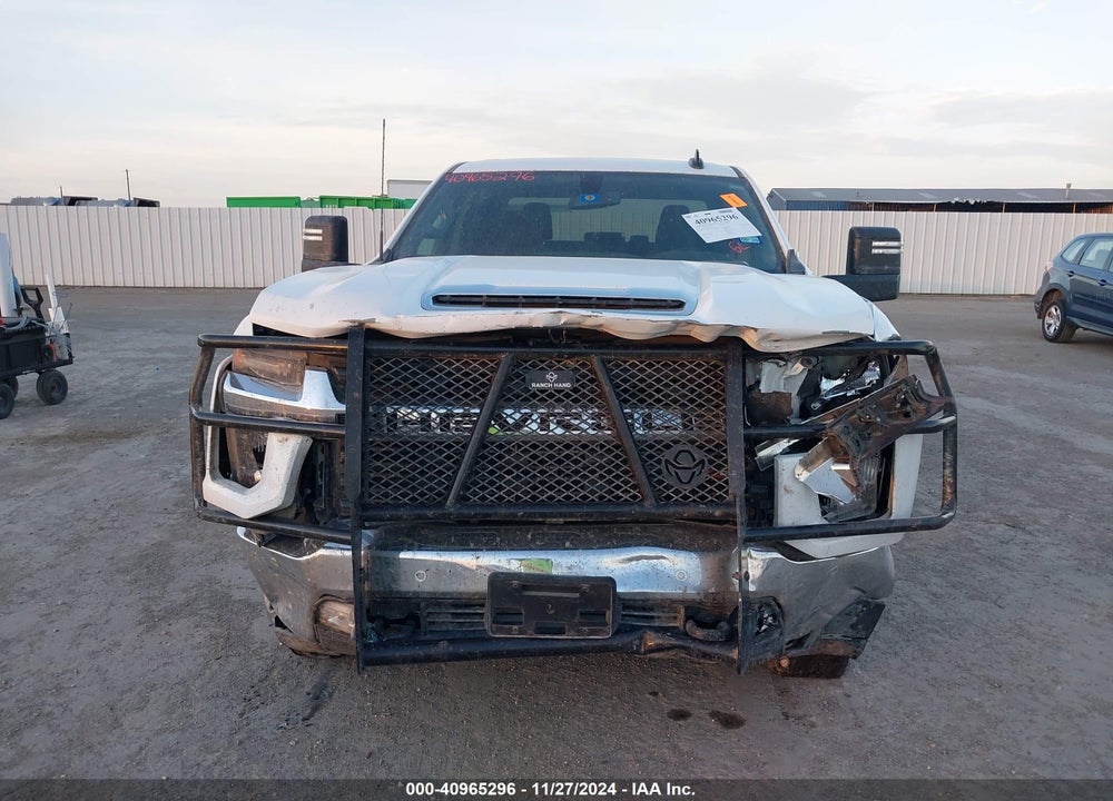 2023 CHEVROLET SILVERADO 2500HD 4WD STANDARD BED LT VIN: 2GC4YNEY1P1732772