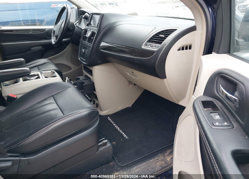 2015 CHRYSLER TOWN & COUNTRY TOURING VIN: 2C4RC1BG9FR514720