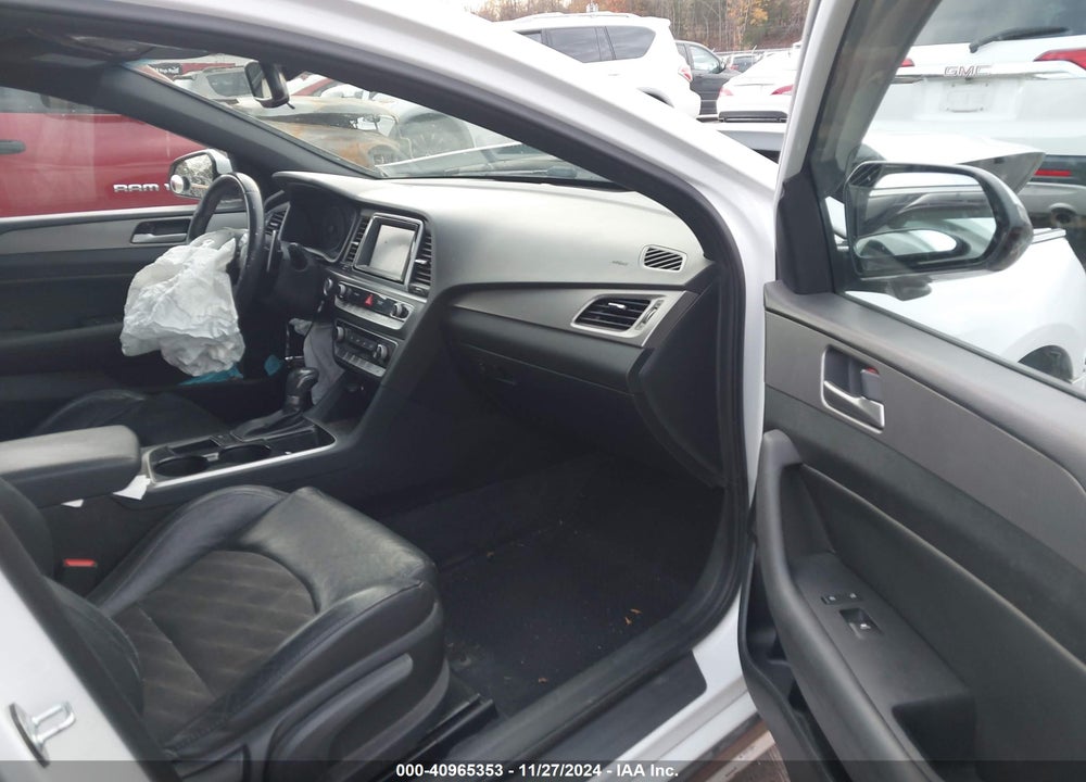 2018 HYUNDAI SONATA SPORT VIN: 5NPE34AF6JH630603