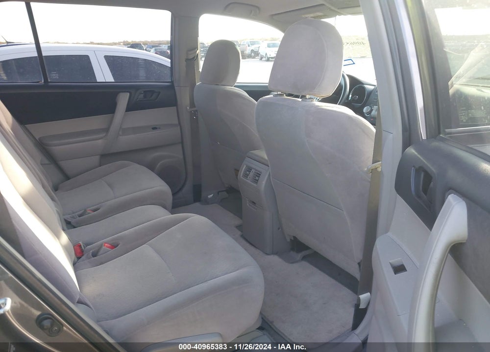2008 TOYOTA HIGHLANDER VIN: JTEDS41A882055060