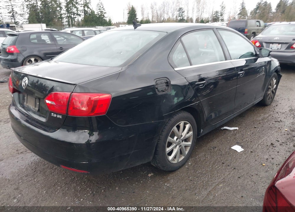 2013 VOLKSWAGEN JETTA 2.5L SE VIN: 3VWDP7AJ8DM438813