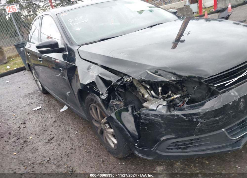 2013 VOLKSWAGEN JETTA 2.5L SE VIN: 3VWDP7AJ8DM438813