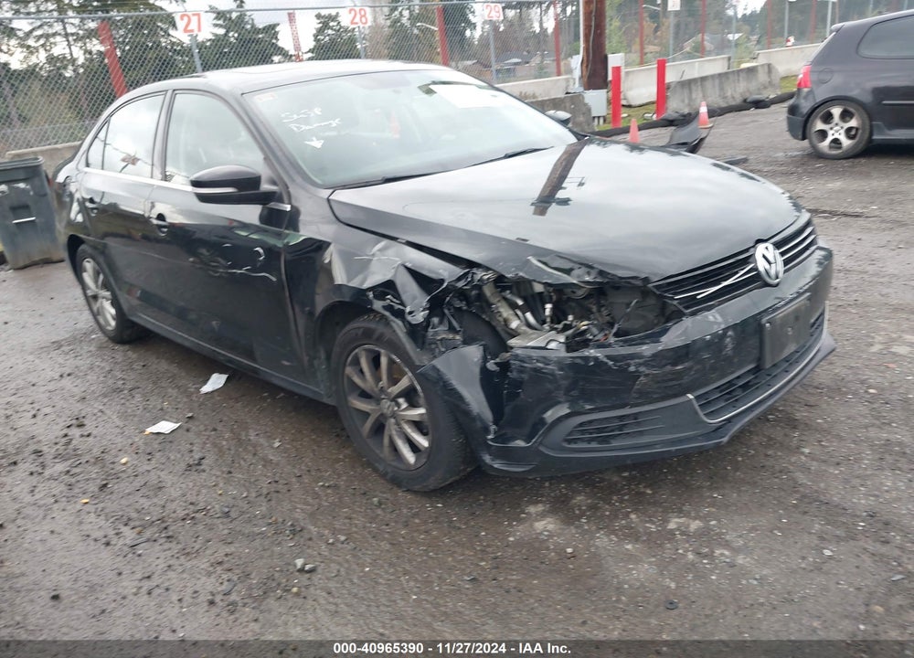 2013 VOLKSWAGEN JETTA 2.5L SE VIN: 3VWDP7AJ8DM438813