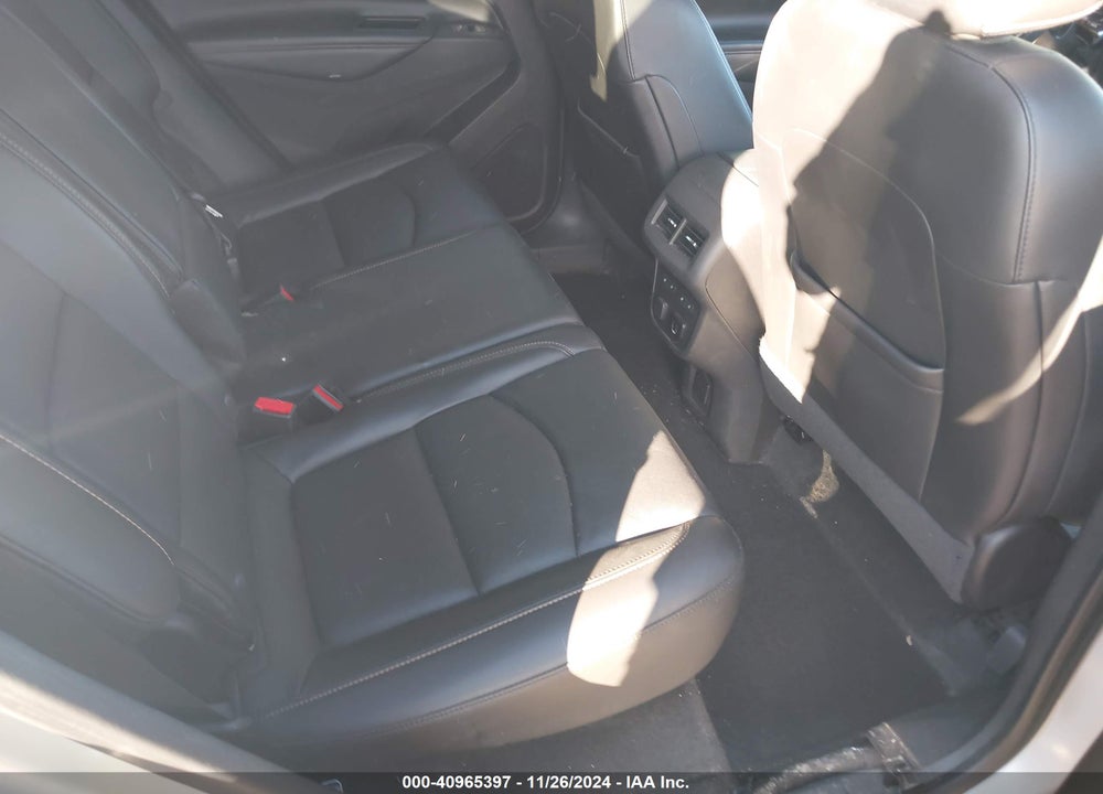 2018 CHEVROLET EQUINOX PREMIER VIN: 2GNAXVEV8J6188302