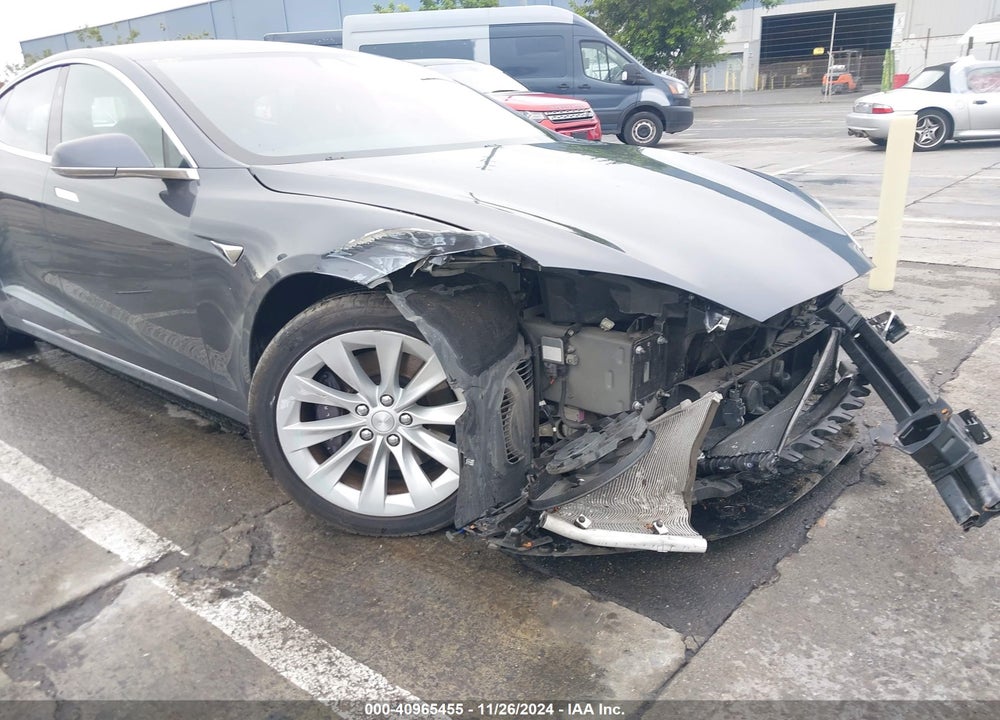 2017 TESLA MODEL S 100D/60D/75D/90D/P100D VIN: 5YJSA1E26HF195363