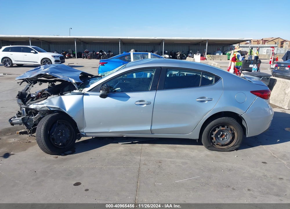 2018 MAZDA 3 SPORT VIN: 3MZBN1U76JM167899