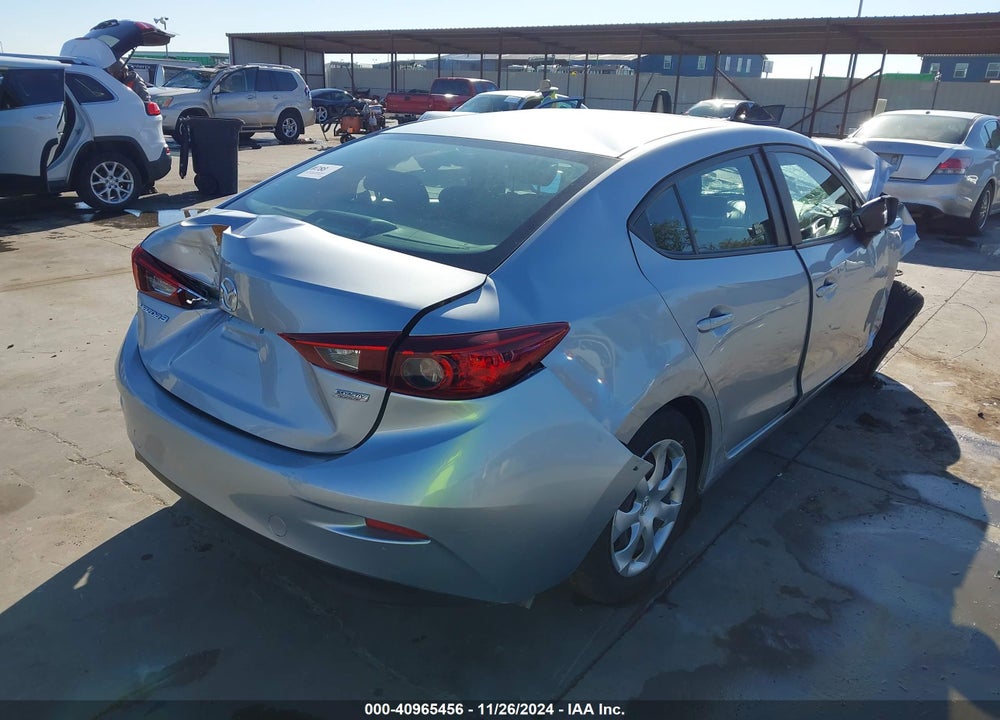 2018 MAZDA 3 SPORT VIN: 3MZBN1U76JM167899
