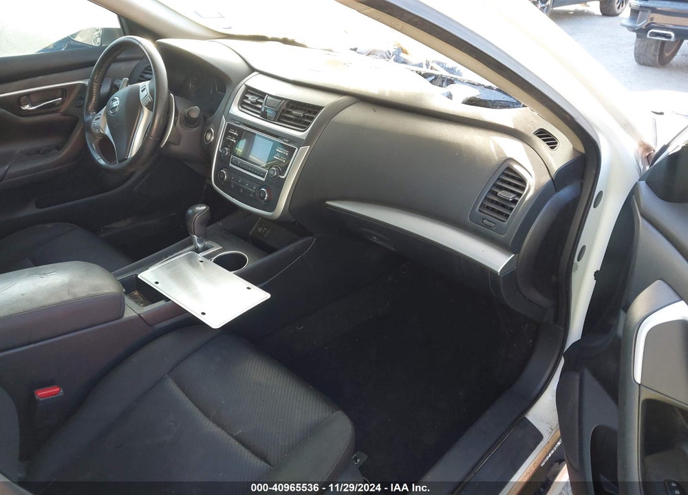 2017 NISSAN ALTIMA VIN: 1N4AL3AP5HC179046