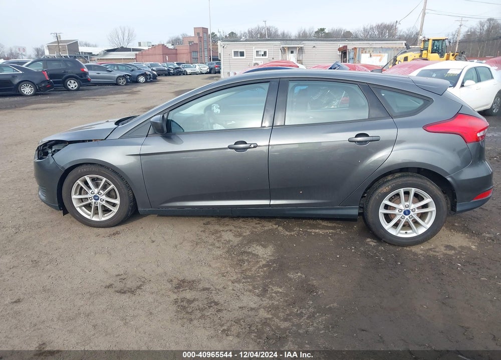 2018 FORD FOCUS SE VIN: 1FADP3K20JL283938
