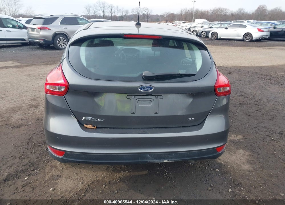 2018 FORD FOCUS SE VIN: 1FADP3K20JL283938