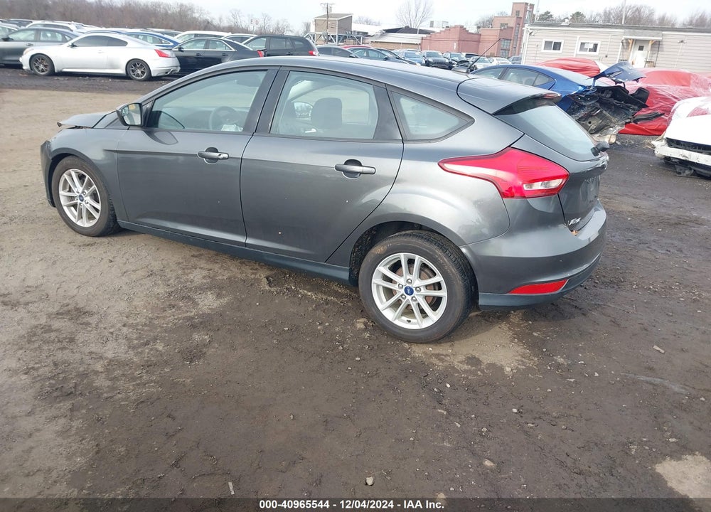 2018 FORD FOCUS SE VIN: 1FADP3K20JL283938