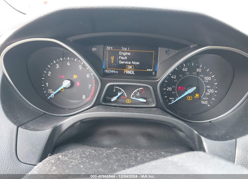 2018 FORD FOCUS SE VIN: 1FADP3K20JL283938