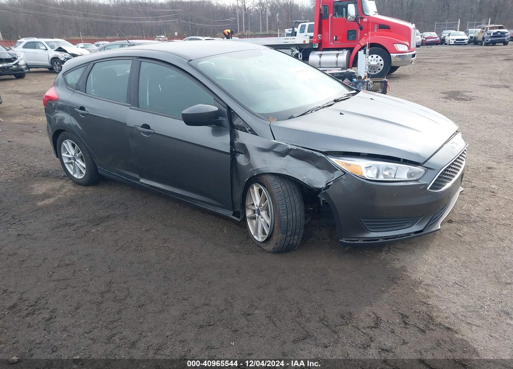 2018 FORD FOCUS SE VIN: 1FADP3K20JL283938