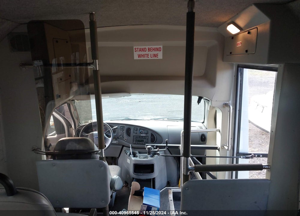 2005 FORD E-450 CUTAWAY STANDARD VIN: 1FDXE45S65HB19127