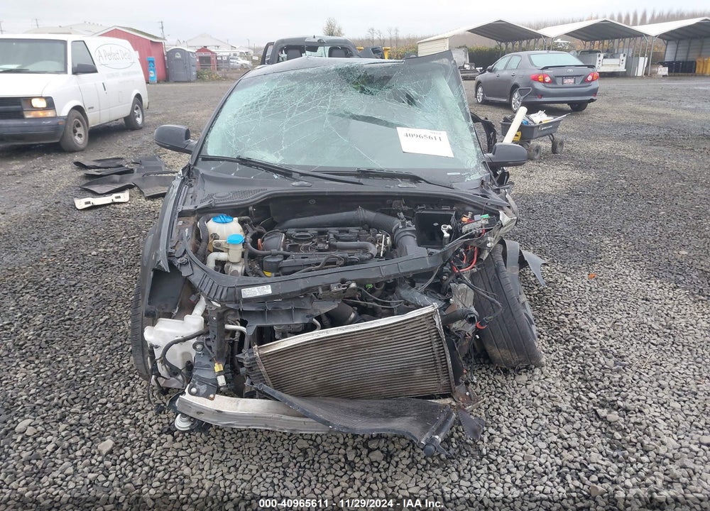 2011 AUDI A3 2.0T PREMIUM VIN: WAUMFAFM7BA096753