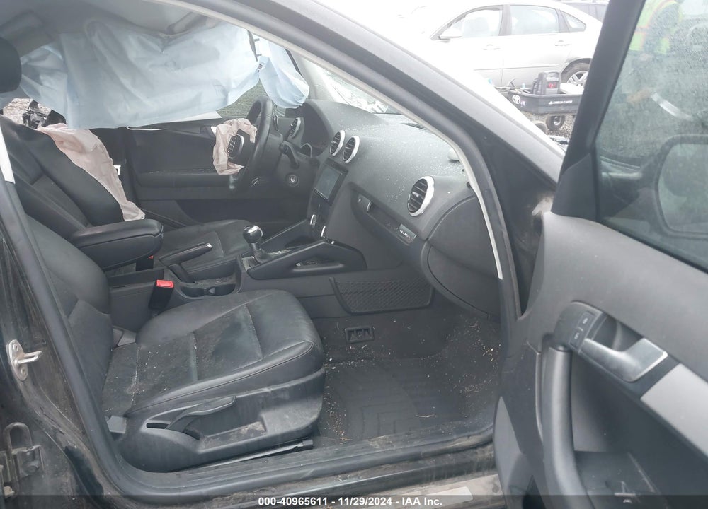 2011 AUDI A3 2.0T PREMIUM VIN: WAUMFAFM7BA096753