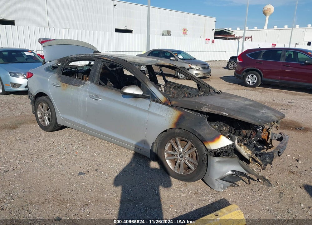 2015 HYUNDAI SONATA SE VIN: 5NPE24AF3FH139691