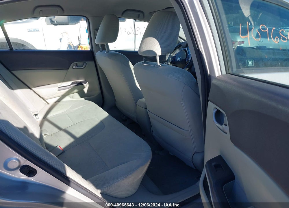 2012 HONDA CIVIC VIN: 2HGFB2F50CH301713