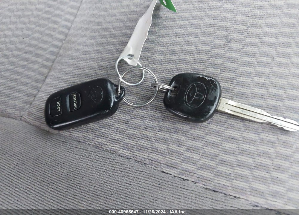 2006 TOYOTA COROLLA LE VIN: 2T1BR32E36C689328