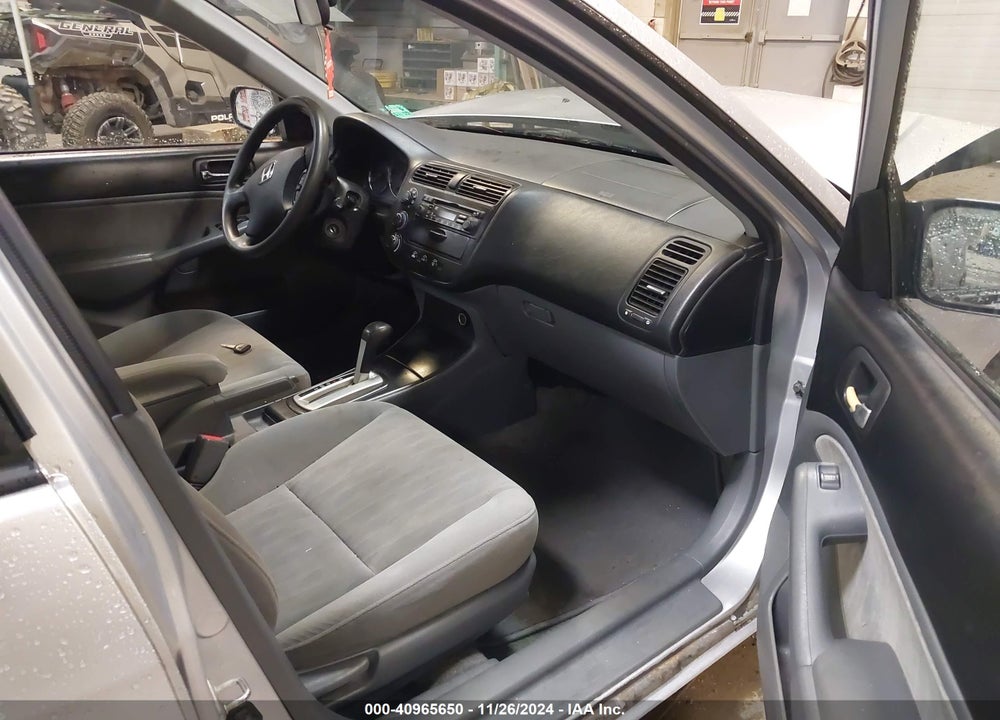 2005 HONDA CIVIC LX VIN: 2HGES165X5H611182