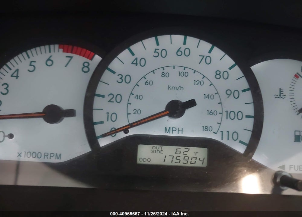 2004 TOYOTA COROLLA LE VIN: 1NXBR32E04Z304142