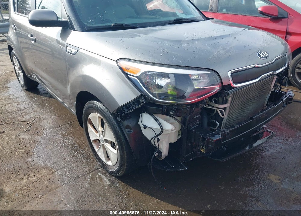 2015 KIA SOUL VIN: KNDJN2A26F7158988