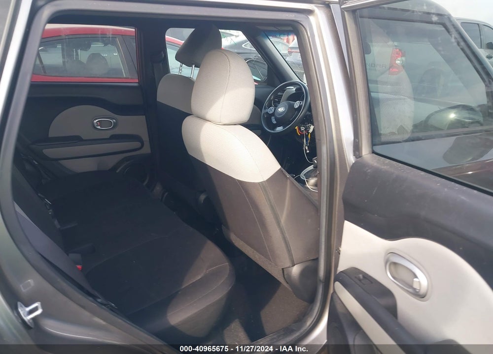 2015 KIA SOUL VIN: KNDJN2A26F7158988
